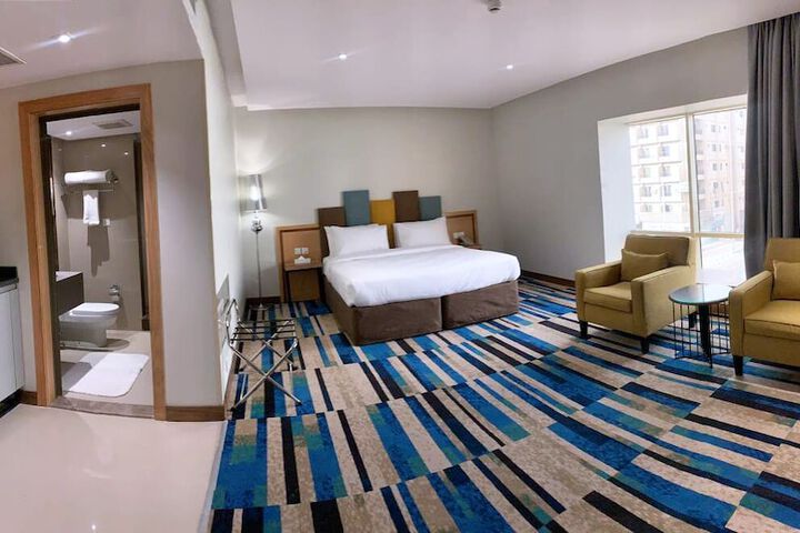 Room 20 of 32