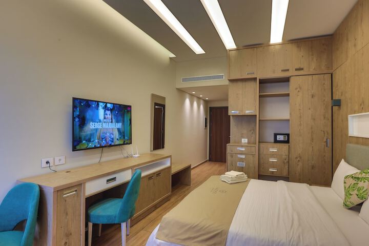 Room 22 of 41