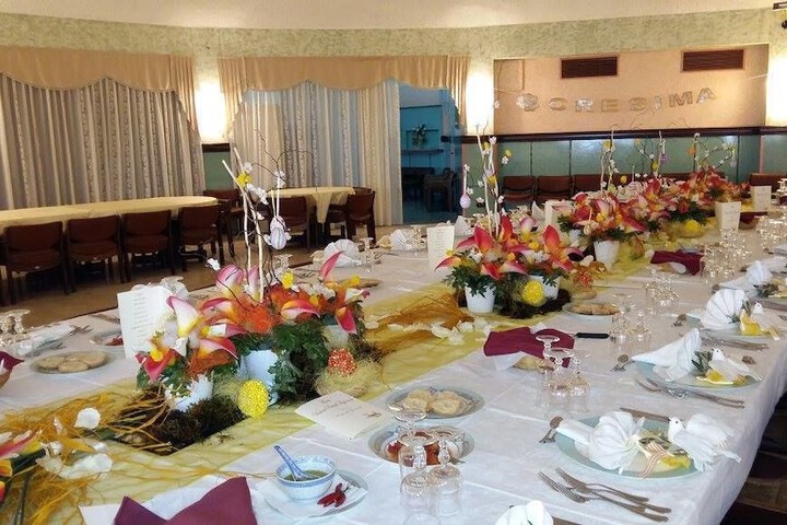 Ballroom/Hall 23 of 30