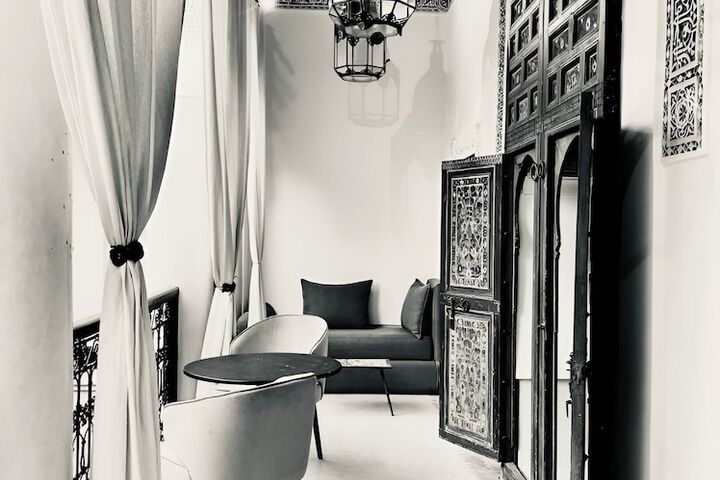 Room 20 of 97