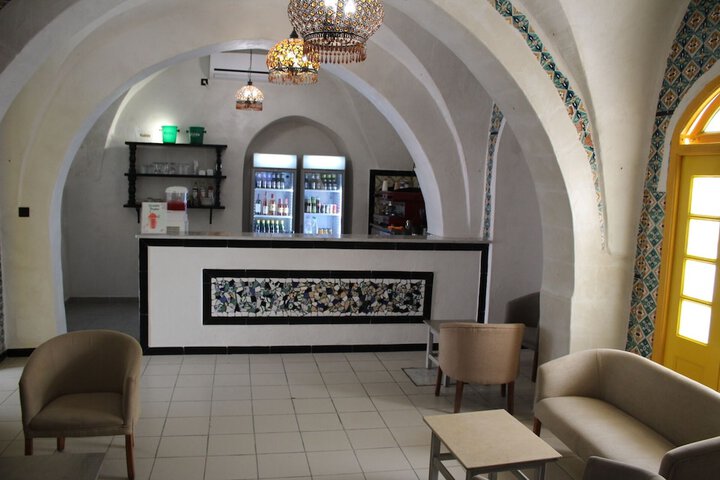 Lounge 124 of 153