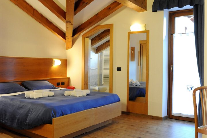 Room 7 of 20