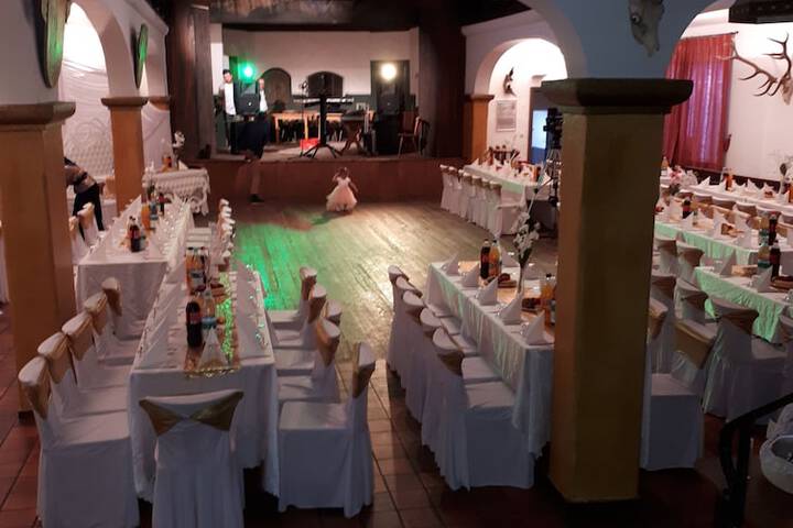 Ballroom/Hall 51 of 74