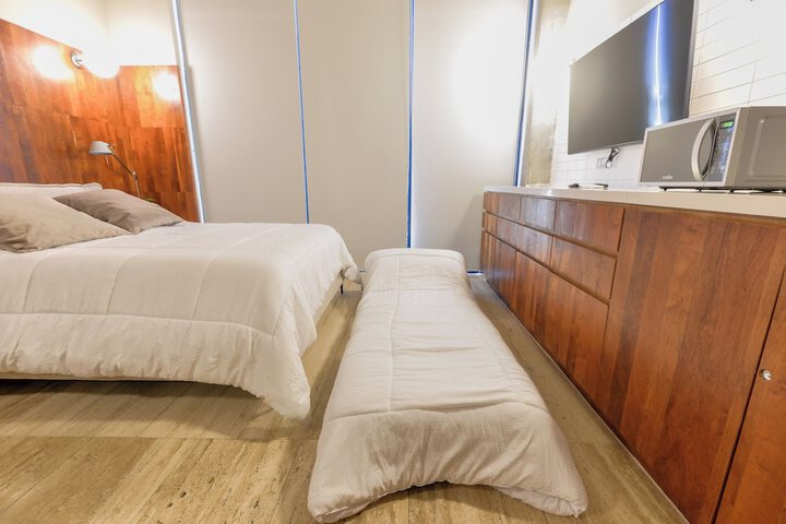Room 12 of 238
