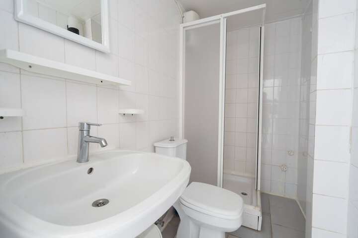 Room 7 of 26