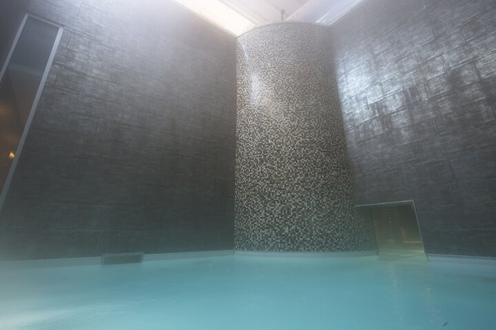 Spa 107 of 179