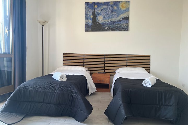 Room 12 of 53