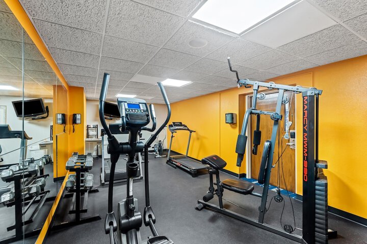 Hotel Gym Photos
