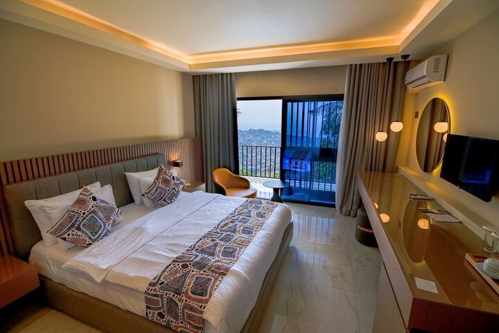 Room 20 of 73