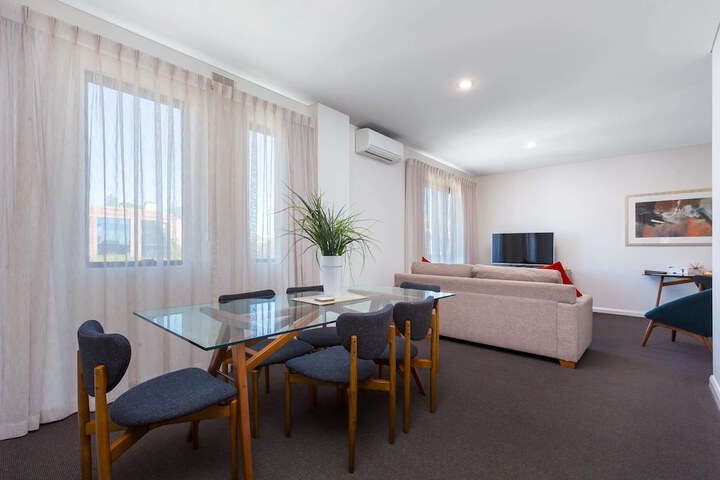 Room 15 of 41