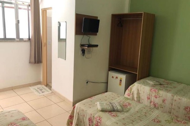 Room 18 of 36