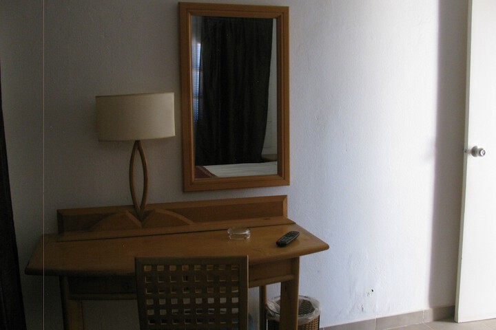 Room 19 of 74