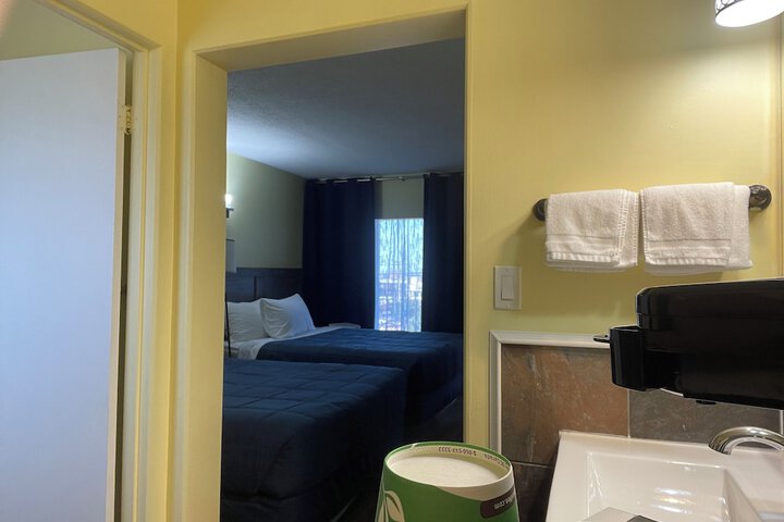 Room 16 of 45