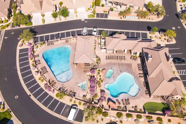 Pool 22 of 47