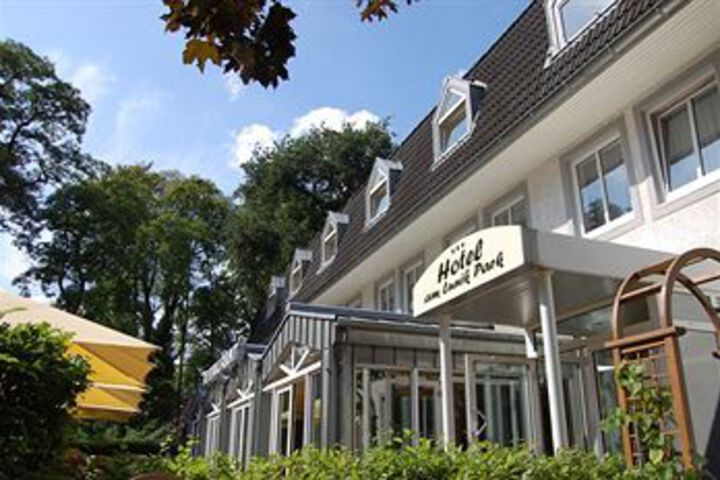 Hotel Am Lunik Park