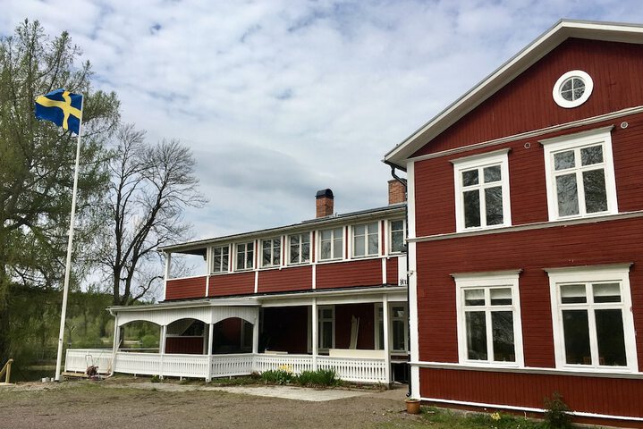 Exterior of HUSBY WAERDSHUS