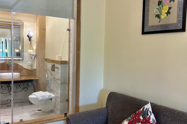 Room 16 of 89