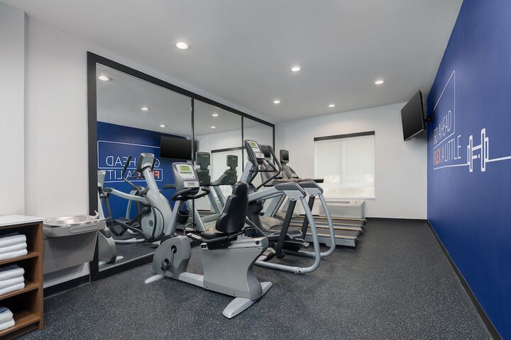 Hotel Gym Photos