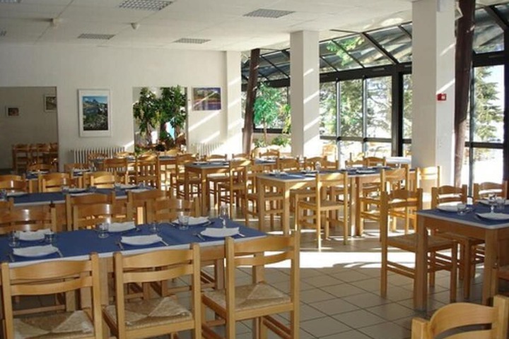 Dining 22 of 35