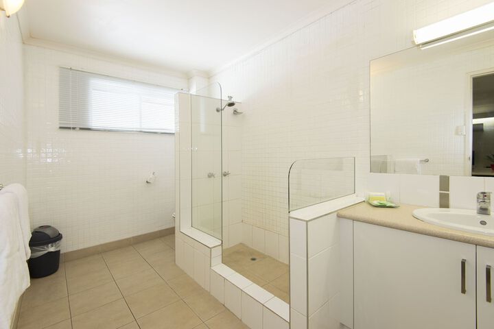 Clean Restrooms