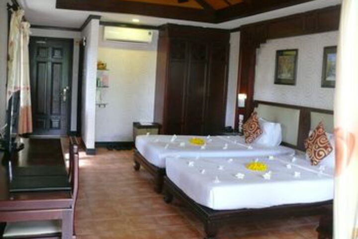 Room 38 of 104