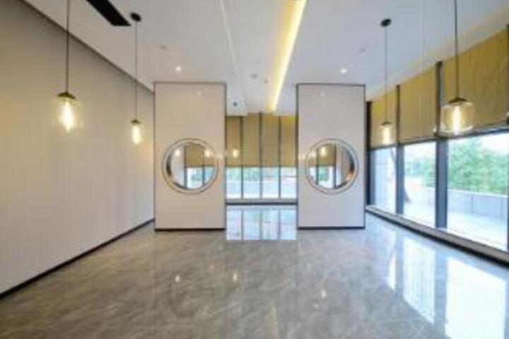Moshang Qingya Hotel