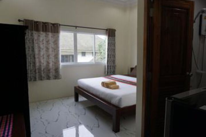 Room 18 of 49
