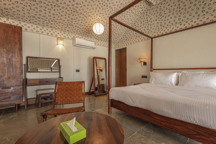 Room 14 of 35