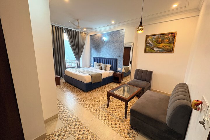 Room 15 of 31