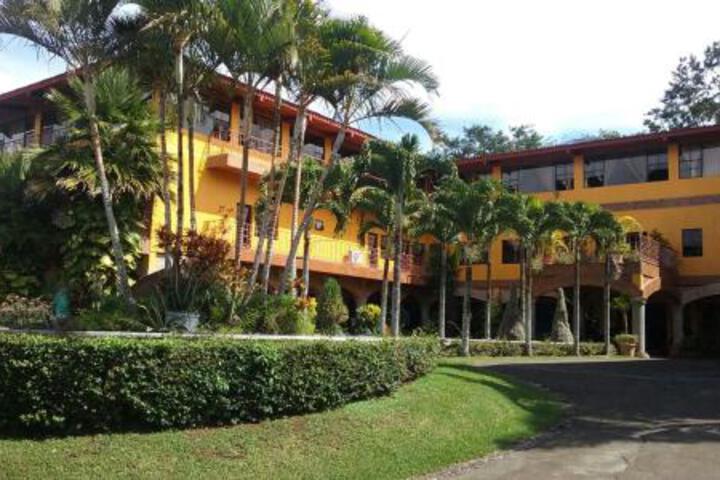 Hotel Lomas de San Thomas