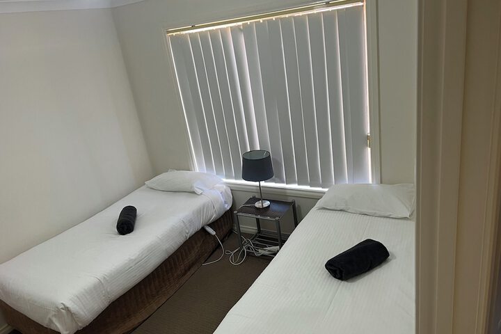 Room 13 of 30