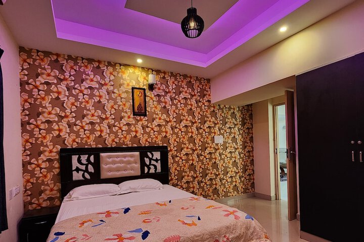 Room 3 of 18