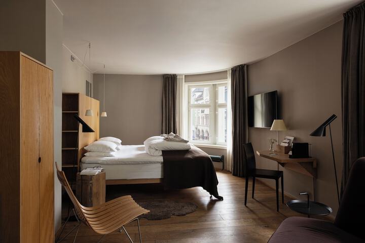 Room 40 of 107