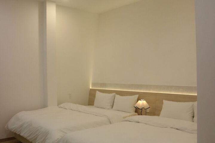 Room 19 of 43