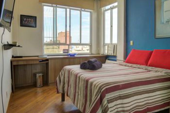 Room 6 of 27