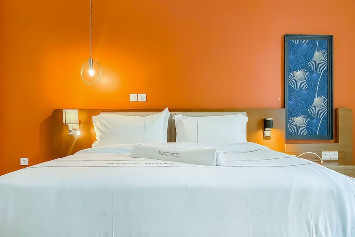 Manou Hotel