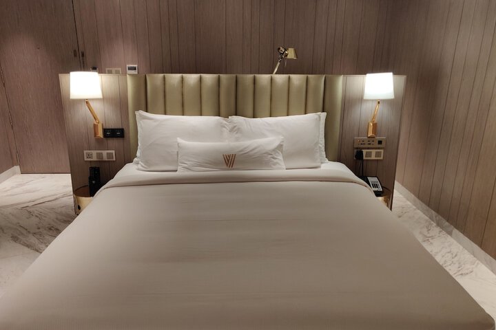 Room 14 of 43