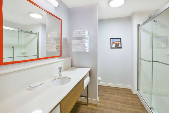 Bathroom shower