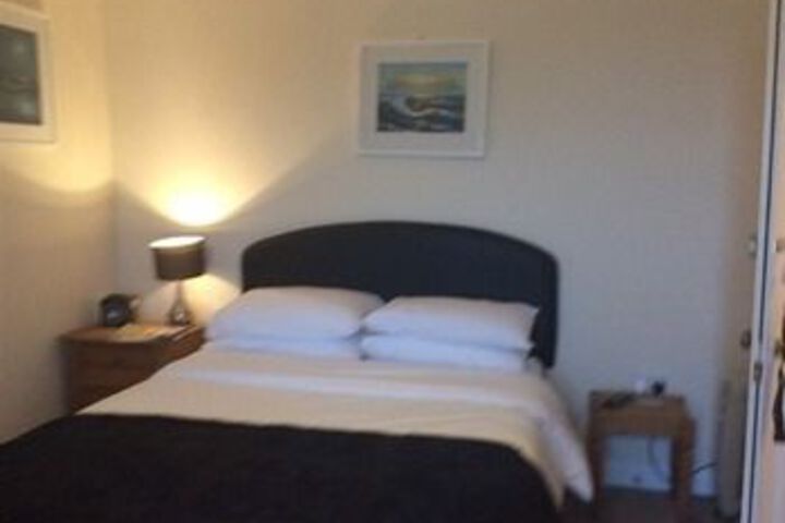 Room 16 of 39