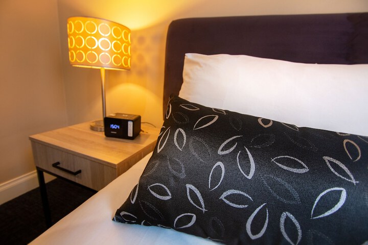 Room 5 of 23