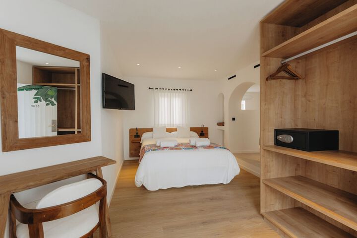 Room 14 of 86