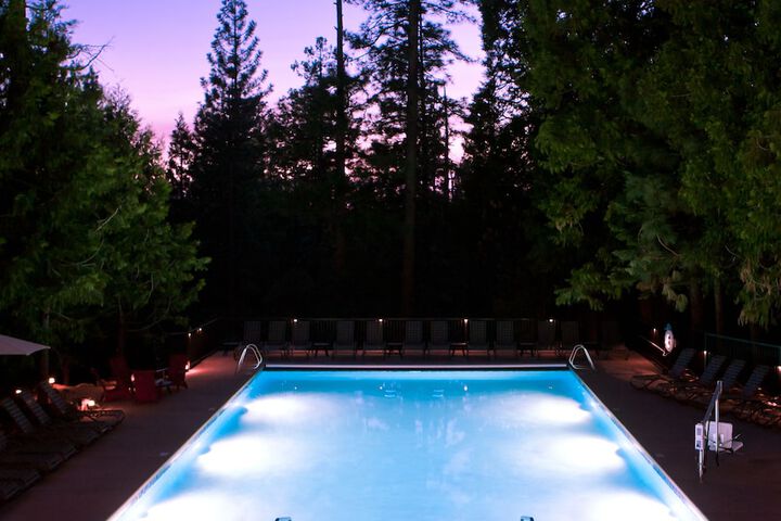 Pool 75 of 192
