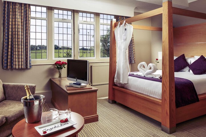 Room 14 of 68
