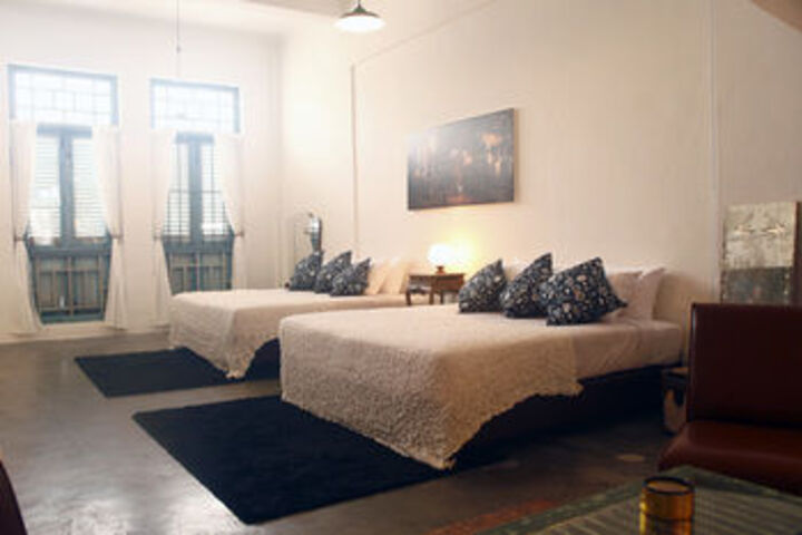 Room 7 of 19