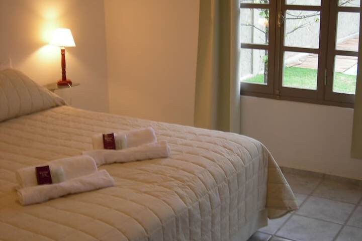 Room 10 of 32
