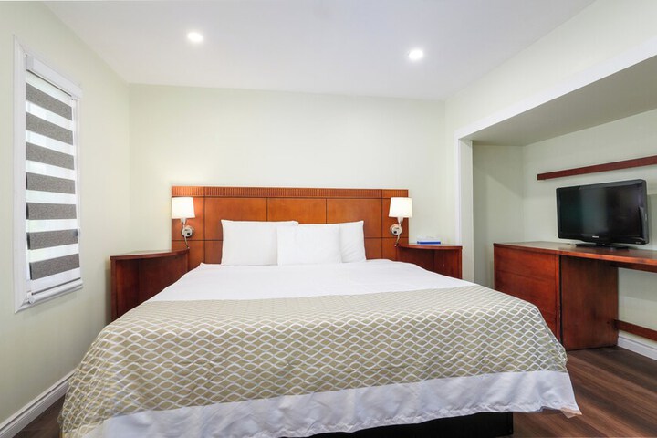 Room 14 of 60