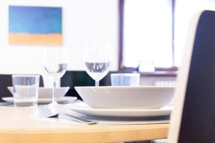 Dining 13 of 15