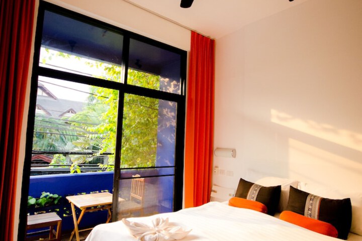 Room 4 of 44