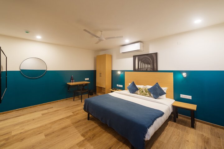 Room 9 of 21