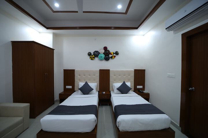 Room 46 of 76